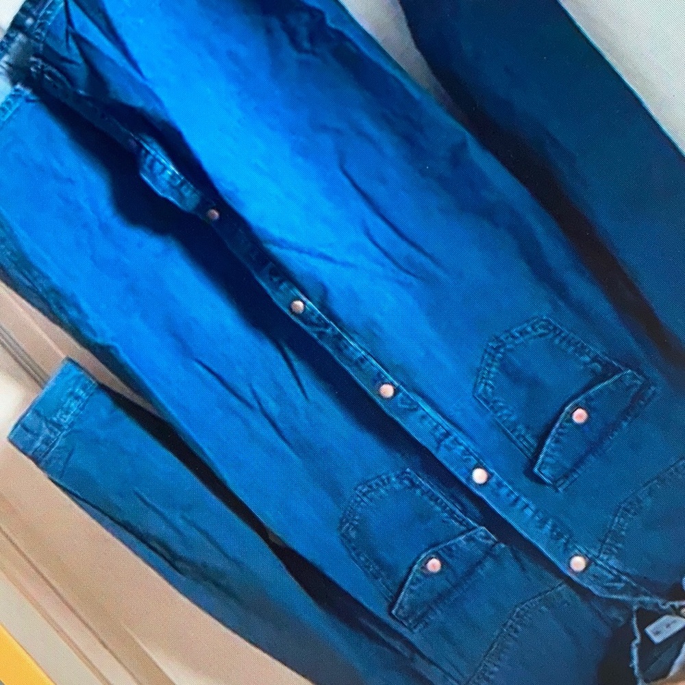 Long sleeve zipper casual light denim blouse